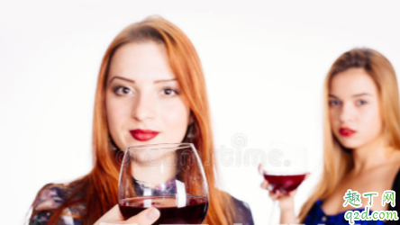 普通員工如何給領導敬酒 給領導敬酒要注意什么 3