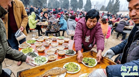 農村吃大席是陋習還是習俗 陋習和習俗有什么區別4