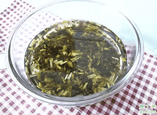 炸蔥油可以用豬油嗎 做蔥油使用豬油好還是植物油好1