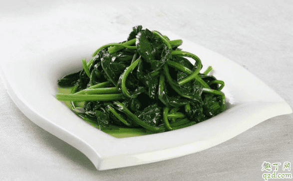 炒菠菜不焯水會得結石病嗎 炒菠菜不焯水會怎么樣1