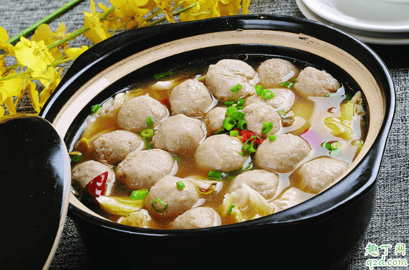 豬肉丸加面粉還是淀粉好 豬肉丸為什么要加淀粉2