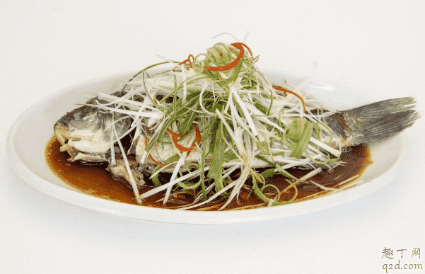 清蒸魚腥味怎么去除 怎樣清蒸魚好吃又沒腥味2