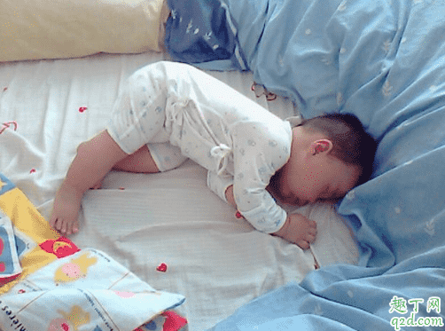 寶寶大小臉是怎么導致的 大小臉可以糾正過來嗎3