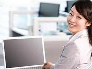 電腦族如何緩解身體不適？頻用電腦者最需警惕頭痛腰酸背痛眼疲勞