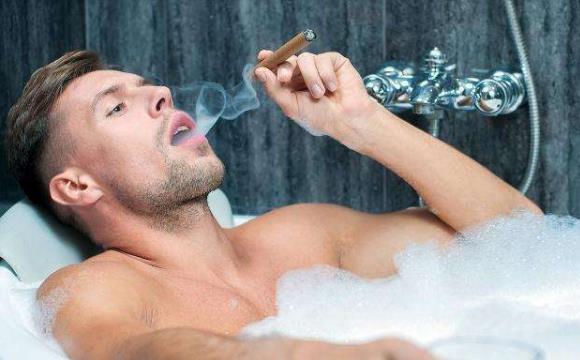 男性洗冷水澡還是熱水澡更好？