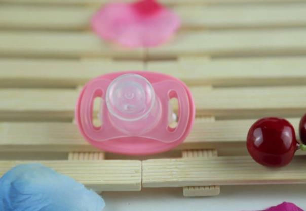 安撫奶嘴的作用是什么？安撫奶嘴什么時候用