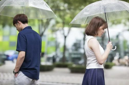 失戀后大家都是怎么做的？失戀后緩不過來是什么感覺？