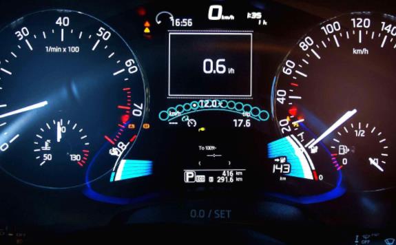 新手開車油耗太高怎么辦？新手開車車輛如何靠右邊走