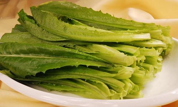 油麥菜生吃好還是熟吃好？油麥菜怎么清洗干凈