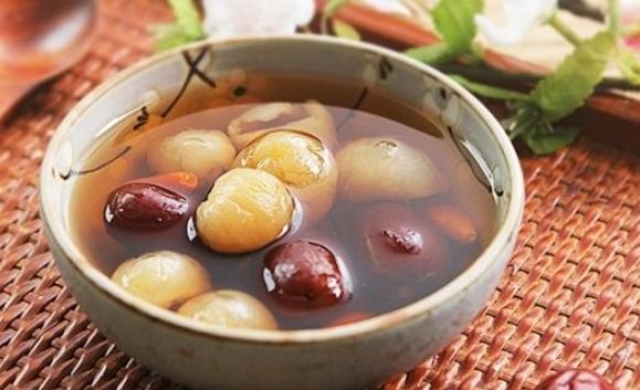 桂圓紅棗湯喝了會上火嗎？桂圓紅棗湯的益處和作用