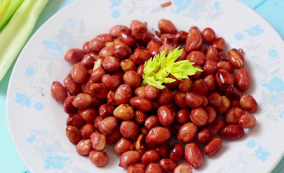 油炸花生米的好處是什么？花生米可以放冰箱保存嗎